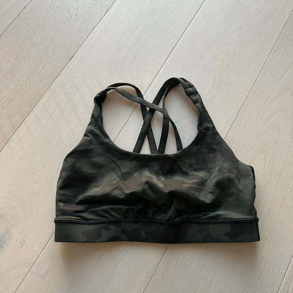 Lululemon sports bra